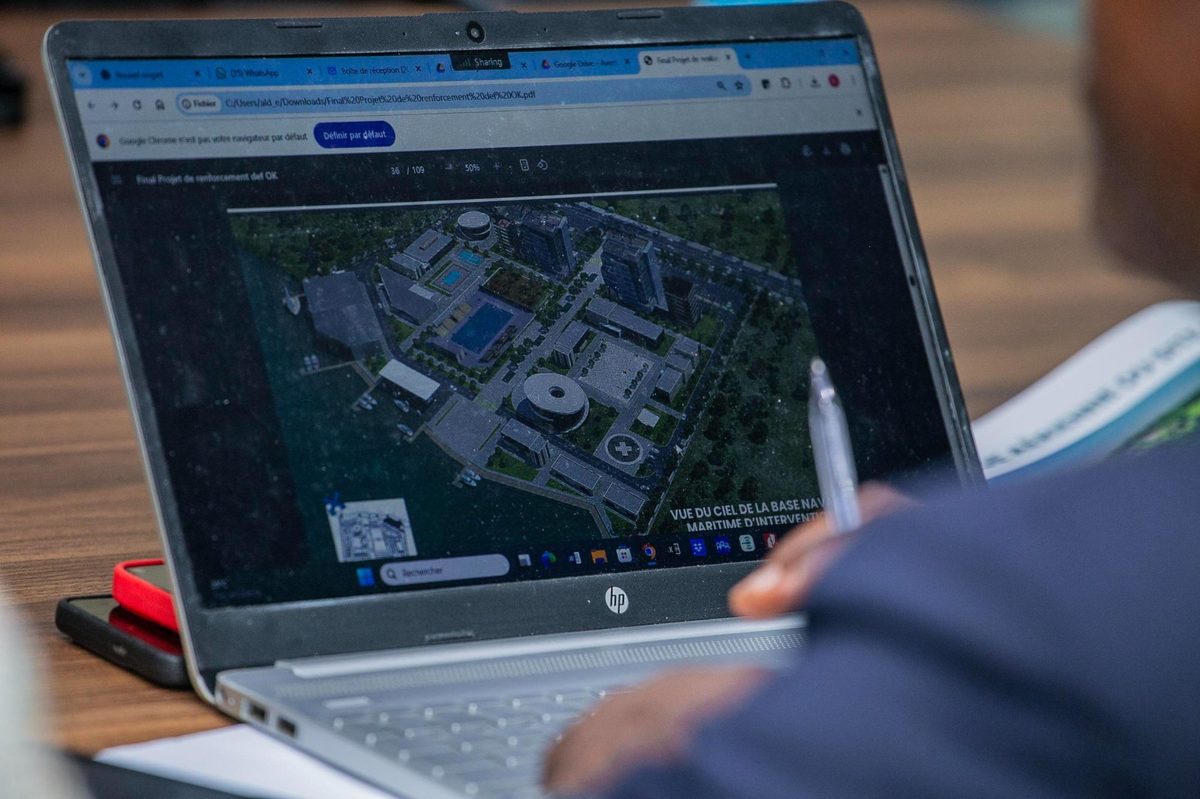 Visualisation Base Navale Maritime d'Intervention sur écran